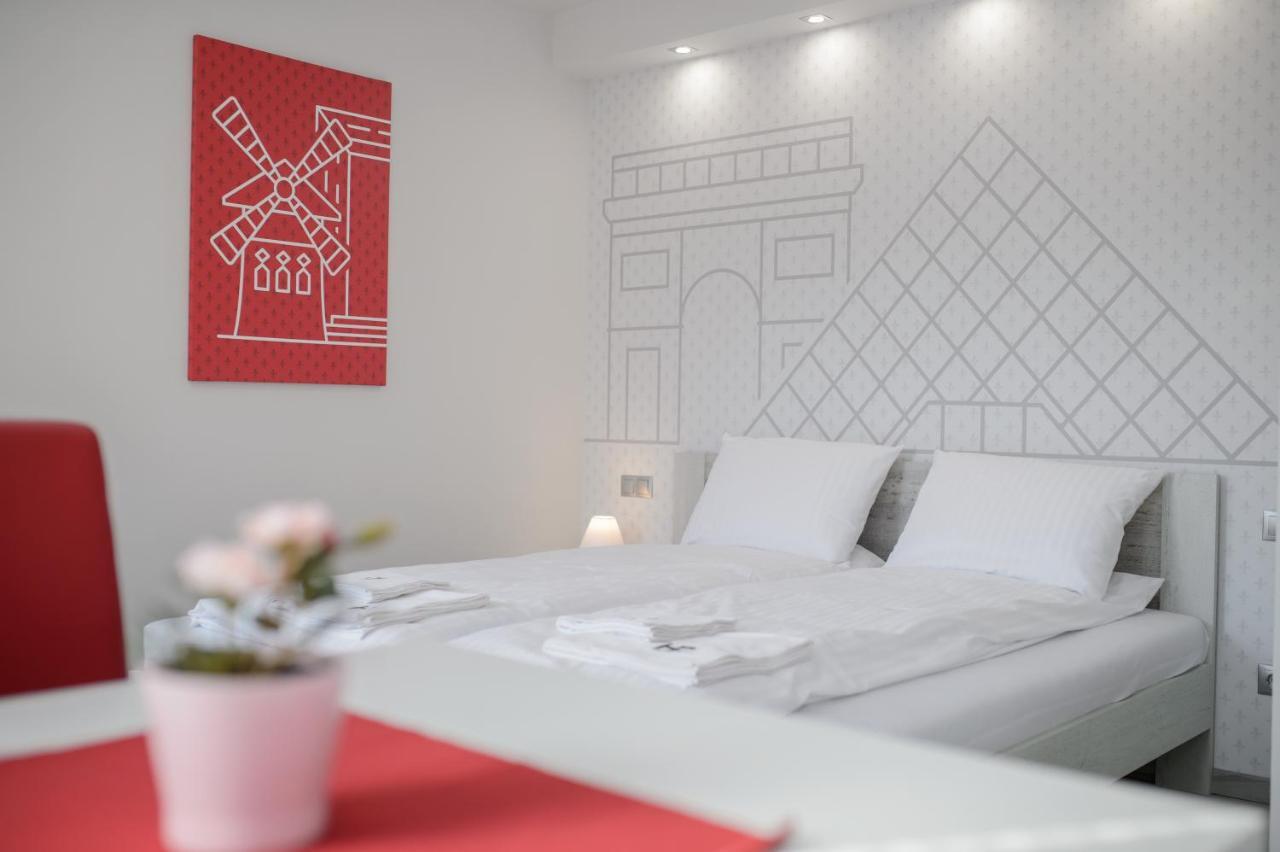 Hr Apartmanhaz เอ็กเกอร์ ภายนอก รูปภาพ