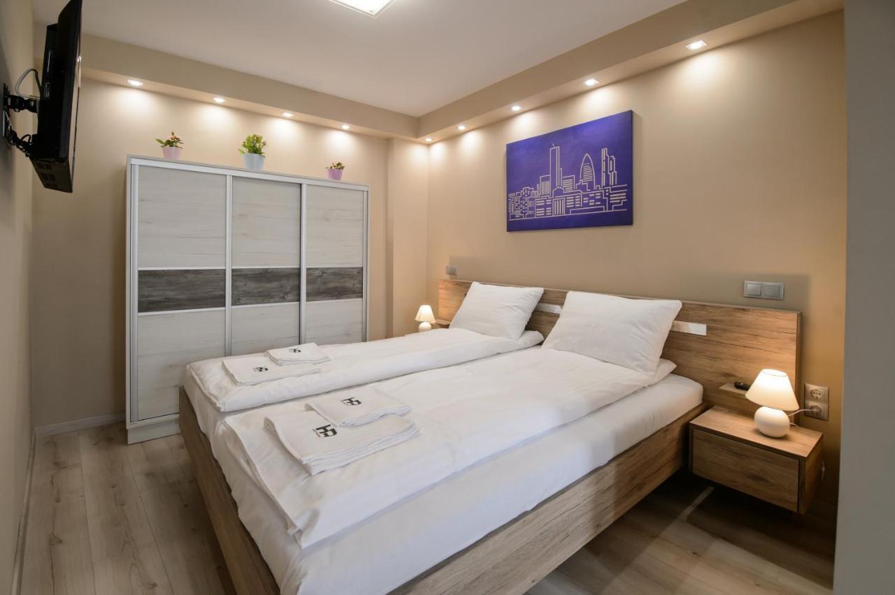 Hr Apartmanhaz เอ็กเกอร์ ภายนอก รูปภาพ