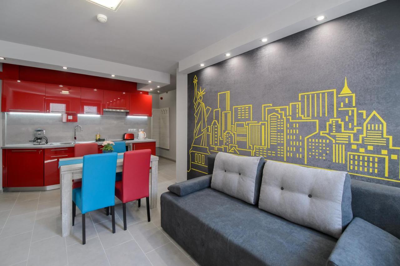Hr Apartmanhaz เอ็กเกอร์ ภายนอก รูปภาพ